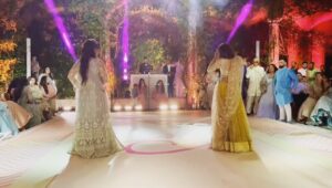Tooba Siddiqui Instagram - Wedding diaries❤️The most fun I have had .. thanks @bhardwaj.anup  for the moves💕💕 @yzzybusteed @#alex&ameel#wedding#como#danceingaway🥰🥰