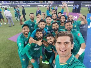Tooba Siddiqui Instagram - Yessssssssss !!! Finally the curse breaks epic performance🇵🇰🇵🇰🇵🇰🇵🇰 #pakvsind ..next up kiwis!!!