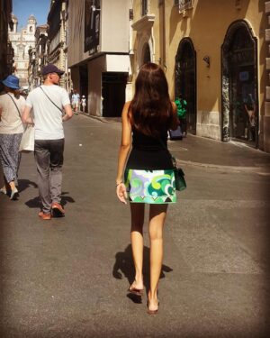 Tooba Siddiqui Instagram - Dolce far neinte 💚🦋❤️