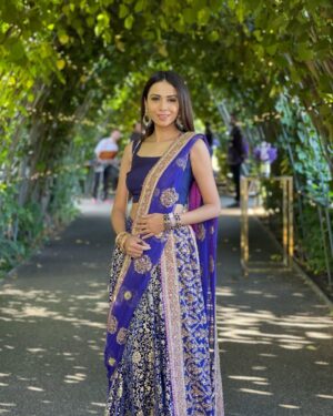 Tooba Siddiqui Instagram - Day 2 of the beautiful wedding of #pallavish wearing my fav @umarsayeedcoutureofficial ❤️❤️#pallavish #london#londonlife#weddings#kensingtonpalacegardens