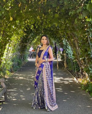 Tooba Siddiqui Instagram - Day 2 of the beautiful wedding of #pallavish wearing my fav @umarsayeedcoutureofficial ❤️❤️#pallavish #london#londonlife#weddings#kensingtonpalacegardens