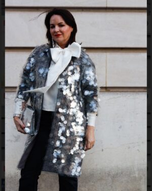 Triona McCarthy Instagram - Better late than never, I suppose, but I’m finally shouting about my Gossies nomination for Most Stylish Lady on the last day of voting! 🤭
I’ve spent my life being fashionably late ⏰ — starting a family in my forties, freelancing in my fifties so at this rate I’m definitely doing a Demi & going for gold in my sixties!! 🎬💖 
If you’re feeling the love & want to support this late bloomer, hit the link in my bio or check my stories! ❤️Thank you for being part of this journey! 

FYI I’m delighted I’m wearing Irish @aoife_ireland & vintage @prada & really old high street jeans & @spanx & @depop shoes in the pic they picked for my nomination as that’s exactly how I like to mix it all up!
#FashionablyLate