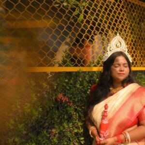 Triparna Bandyopadhyay Instagram - Briddhi 🥰 
One of the most essential ritual of any Bengali marriage. Had a dreamy day and this part of my wedding is closest to my heart ❤️
#bt #bishchalatriplene #wedding2024 #bettertogether #bridhi #briddhi