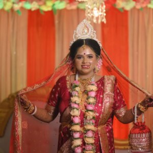 Triparna Bandyopadhyay Instagram - My fairytale! ❤️ 
#bt #bishchalatriplene #wedding2024 #bettertogether #shaadiscenes #wedding2024 #biye2024