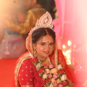 Triparna Bandyopadhyay Instagram - My fairytale! ❤️ 
#bt #bishchalatriplene #wedding2024 #bettertogether #shaadiscenes #wedding2024 #biye2024