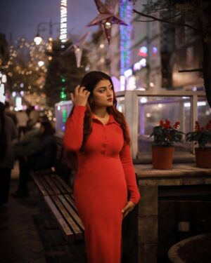 Triparna Dey Instagram - First post of 2024 ✨ wishing you guys a very happy new year 🥳