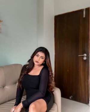 Triparna Dey Instagram - Know your worth ; then add tax 👍🏼 

Dress - @urbanic_in