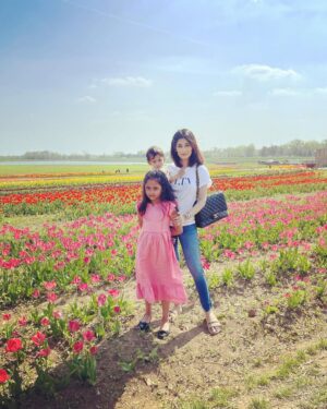 Umme Ahmed Shishir Instagram - Summer getaway to this beautiful tulip field🌷🌷