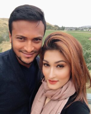 Umme Ahmed Shishir Instagram - ❤️❤️
