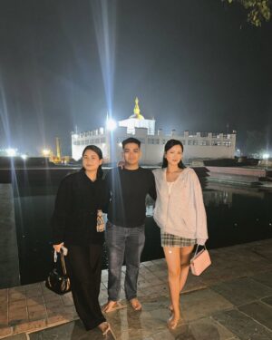 Upasana Singh Thakuri Instagram - A weekend third wheeling my besties and a view at @hokke_lumbini ! 👫🧍‍♀️

#HokkeLumbini #ExperienceHokke