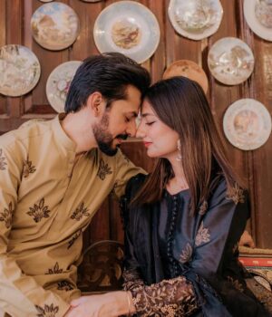 Uroosa Qureshi Instagram - Eid-e-Mohabbat Mubarak ❤️

Wearing @ahmadrazastudio @ahmadraza_men 
Location @morhaveli 
👞 @gomilaintersole
