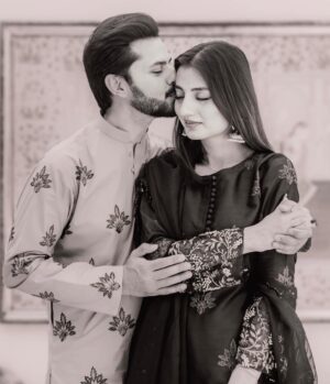 Uroosa Qureshi Instagram - Eid-e-Mohabbat Mubarak ❤️

Wearing @ahmadrazastudio @ahmadraza_men 
Location @morhaveli 
👞 @gomilaintersole