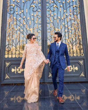 Uroosa Qureshi Instagram - Love is COOL baaki sab FAZOOL 😎

Saari @musferahsaadofficial 
📸 @weddingsbysalman