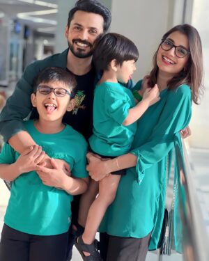 Uroosa Qureshi Instagram - TEAM Green 🇵🇰
Winning hearts is more important than 
Winning a match 🏏
So play your best & leave the rest 👍🏻
Let’s support our team 🙌🏻
#iccworldcup2023