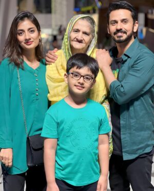 Uroosa Qureshi Instagram - TEAM Green 🇵🇰
Winning hearts is more important than 
Winning a match 🏏
So play your best & leave the rest 👍🏻
Let’s support our team 🙌🏻
#iccworldcup2023