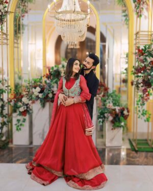 Uroosa Qureshi Instagram - Happy Birthday to My most beautiful & dutiful Begum ❤️ Meri Lailaaa

PR @aniqaspr.official 
Wearing @minakashifofficial 
Wearing @republicbyomarfarooq 
📸 @weddingsbysalman