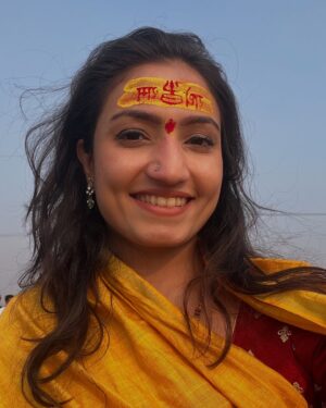Vaishnavi Gowda Instagram - Late post ! 

MAHA KUMBH MELA 🙏🏻

So grateful and blessed to have celebrated my birthday here 
Thank you for all your lovely wishes ✨
Truly made my day special ❤️