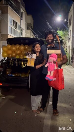 Vaishu Sundar Instagram - Happy Birthday to the love of my life, my best friend, and the one who makes every day brighter. Here’s to many more memories and adventures together! ❤️ #BirthdayVibes #ForeverMine #LuckyToHaveYou”

Neenga ellanna Onnumme panirukka mudiyadhu last min arrangement @_.aarthyveera_ 
@_.ashwanth_ 
@reshu_stanly 
@le_sandy67 
@sanjanayadhav  nandrigal pala for last min arrangements 🤗🤗🤗