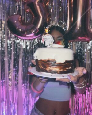Valeria Emiliani Instagram - Los 31 más celebrados! G R A C I A S 💝 (Los que no salieron en las fotos la estaban pasando tan bueno que se nos olvidó 🤪)