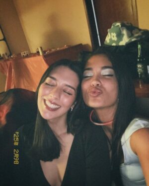 Valeria Emiliani Instagram - Los 31 más celebrados! G R A C I A S 💝 (Los que no salieron en las fotos la estaban pasando tan bueno que se nos olvidó 🤪)