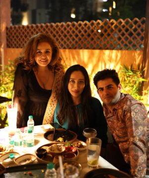 Vandana Sajnani Instagram - Hosted the beautiful launch of the spectacular @bayroutedining ❤️.
An experience of the finest Turkish and Lebanese food , clearly the best in the country. The interiors and the decor along with the lighting takes you back to a beautiful old world Mediterranean charm ❤️.
The food is a gastronomical delight with the most healthiest options one could imagine. 
The lovely evening was attended by so many lovely people and each one had personally shared their memorable experience. The live music set the perfect ambience . It was truly a perfect day ‘Womens day’ where my dear @jaspinder_narula ji the amazing singer who recently won the Padmashri award , impromptu sang a few songs for us, joined in by @shwetapandit7 who too sang a couple of songs in her lovely voice  from the olden golden era. 
Sometimes an evening just flows towards perfection. 
And this was one of it ❤️.
And now Bayroute is at the hub NESCO in goregaon .. So all you lovely suburbanites what u waiting for 💝.
Go book a table soon and soak in the vibe . .
Thankyou all who came even on the busiest day in the city with tons of events lined up. Means a lot ❤️.
Big hug.. 
In this post - 
@iridhidogra you looked stunning n I’m so glad u and ur family enjoyed it❤️.
My stunning friend  @urvashiamrrahs , my darling @lostboyjourney , the beautiful people  @barkhasengupta @omkarkapoor @ashishsharma02 @rohitkverma @anupamavarmaofficial @hunarhale @tanya_satish @rajivroda @priyankaramsay @umeshpherwani @rinka_2610 @kavittasinghrana , Rakesh and Tanya Kothari , @surbhishweta @winnie1686 and Ofcourse my family @rajesh_khattar @madhusajnani @kabirluthria @dineshsajnani ❤️.
.
.📸 @_rahul_dyno