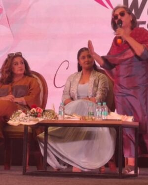 Vandana Sajnani Instagram - Thankyou #Indore for all the love ❤️.
And thankyou @phoenixcitadelofficial for having us over . 
It was  truly a fabulous event and so impressed to know many stories of so many women achiever’s .
Also always fun to be with my friend @imrashamidesai for the event ❤️.
A whirlwind trip with so much action . Stay tuned :) Happy women’s day to all of you ❤️ #Womensday #Vandanasajnani #rashmidesai.
.
Wearing the lovely co-set designed by my friend @rohitkverma
