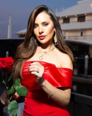 Vanessa Villela Instagram - Love is in the air ✨❤️🌹❤️✨ @fashionnova 
Red is my power color this Valentine’s Day. Self love in full bloom ❤️ Swipe to see the full vibe🥰 #OwnYourPower

Wearing Be Yourself jumpsuit 🥰✨
#StyleInspo #FashionGoals #ChicAndTrendy #ValentinesOutfit #FashionNova