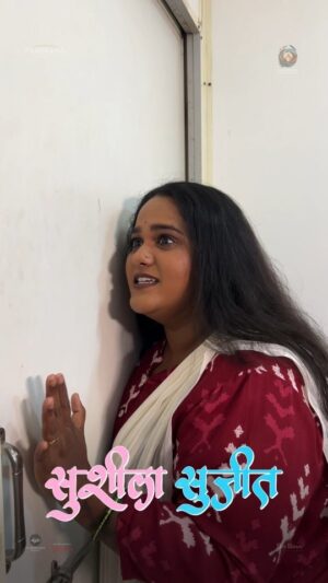 Vanita Kharat Instagram - 😁 वनिताचं दार कधी उघडणार माहीत नाही...
पण 18 एप्रिलला चित्रपटगृहाची दारं नक्की उघडणार आहेत “सुशीला - सुजीत” साठी!! 🤗✨
 
  १८ एप्रिल पासून…
तुमच्या जवळच्या चित्रपटगृहात💫

#SusheelaSujeet #18Apr2025

पंचशील एंटरटेनमेंट्स आणि
बिग ब्रेन प्रॉडक्शन्स प्रस्तुत...
✨सुशीला - सुजीत✨

सुशीला: @sonalikul
सुजीत: @swwapnil_joshi
@amrutakhanvilkar
@mahajani.gashmeer

कथा - दिग्दर्शक : प्रसाद ओक @oakprasad

पटकथा - संवाद : अजय कांबळे @ajaykamble09

निर्माते : प्रसाद ओक @oakprasad
मंजिरी ओक @manjiri_oak
संजय मेमाणे @sanjaymemane
निलेश राठी @nileshrathi03
आणि स्वप्निल जोशी @swwapnil_joshi