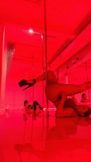 Vanity Instagram - Dance gives me the confidence to say NO (with my chest up). NO to EVERYTHING cause I’m literally there all the time and nobody’s helping me pay this bill.

So the answer is NO. 😂
Can’t wait to be back.
Throwback to @natalia_siberia_ exotic class 💃