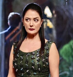 Veda Yurtsever Instagram - Bu akşam ( cumartesi) yeni gününde saat 20:00’de @startv ‘de böyle oturup izliyor olacağım Sen Ağlama İstanbul’u , siz n’apcaksınız? @senaglamaistanbul @ogm.pictures