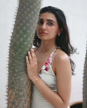 Vedika Pinto Instagram - 🌺🪻🌸🌷