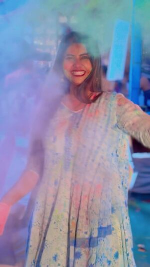 Veena Jagtap Instagram - 🩵💛💜🧡💕राधा प्रेम रंगी रंगली💕🩵💛💜🧡

#rangpanchami #holi2025
