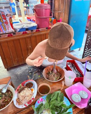 Virahya Pattarachokchai Instagram - ก๋วยเตี๋ยวเรือเผ็ดน้อย 🙆🏻‍♀️