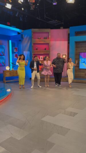 Wanda Sais Instagram - ¡Eso pasa cuando trabajas en #PRenVivo! 💪🏽😎🔥 Sintonízanos de lunes a viernes desde la 1pm por #TeleOnce