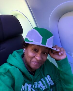 Wanda Sykes Instagram - I’m hearing there’s some confusion because of the red jacket in the ad…

Go Birds! 🦅💚
