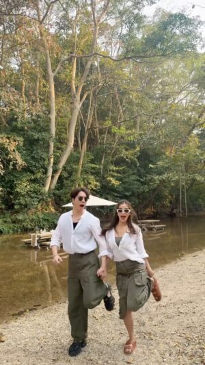 Wannarot Sonthichai Instagram - ดึ่งดึ๊งริมลำธาร🦦🦦🦦

#wwcouple #wwcoupleinratchaburi #coupletrend
