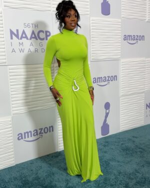Wendy Osefo Instagram - 2025 NAACP IMAGE AWARD NOMINEE 🍐✨

Hair: @touchedbytj_ 
Makeup: @basedkenken 
Dress: @silviatcherassi 
📸: @shaunandru