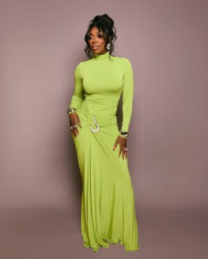 Wendy Osefo Instagram - 2025 NAACP IMAGE AWARD NOMINEE 🍐✨

Hair: @touchedbytj_ 
Makeup: @basedkenken 
Dress: @silviatcherassi 
📸: @shaunandru