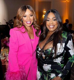 Wendy Raquel Robinson Instagram - Join me in Screaming Happy Birthday to my bestie and sister friend for life @niecynash1 I LOVE YOU💕