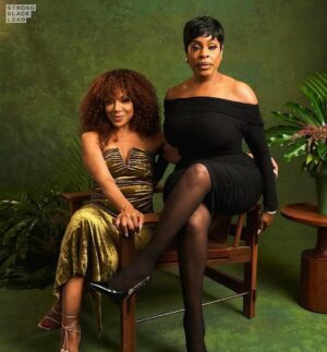 Wendy Raquel Robinson Instagram - Join me in Screaming Happy Birthday to my bestie and sister friend for life @niecynash1 I LOVE YOU💕