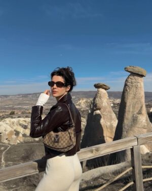 Yaprak Medine Instagram - bugün girls day yaptık ✊🏻 onun için bunları paylaşmam lazım