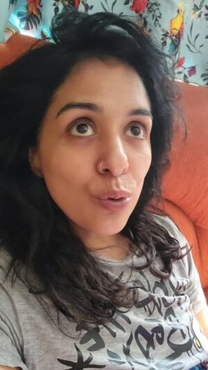 Yasra Rizvi Instagram - Teri awaaz mein jo raaz hain :) Uffff you have no idea how much I miss poetry!

#poetry #ghazam #yasrarizvi