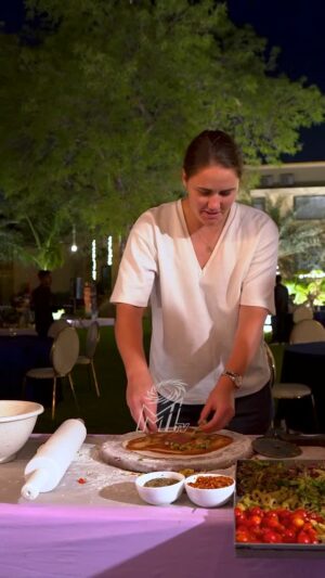 Yastika Bhatia Instagram - Cooking up a storm, on and off the field 🍕😉

#AaliRe #MumbaiIndians #TATAWPL