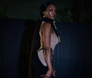 Yaya DaCosta Instagram - Friend: “You look like you’re wearing a neck brace. Where did you get that thing?”
Me: “You can’t get it. You need a prescription.”
@alekseiarcher 
🤣
Thanks for having us, @mptf !!