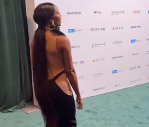 Yaya DaCosta Instagram - Friend: “You look like you’re wearing a neck brace. Where did you get that thing?”
Me: “You can’t get it. You need a prescription.”
@alekseiarcher 
🤣
Thanks for having us, @mptf !!