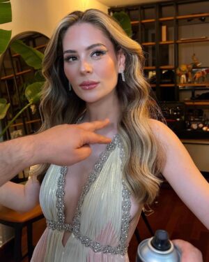 Yildiz Cagri Atiksoy Instagram - 🌟🌟🌟🌟