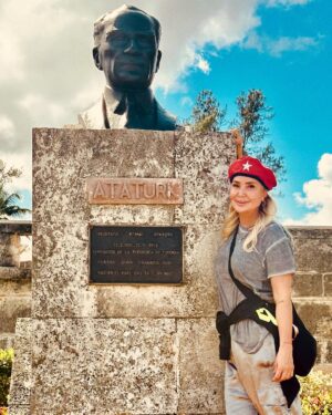 Yonca Evcimik Instagram - Küba gezisinden kalanlar 🍀 2. Bölüm #cuba #küba