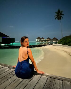 Zaara Yesmin Instagram - Star gazing 💫 #maldives #zaarayesmin