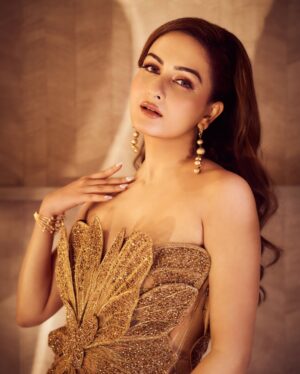 Zaara Yesmin Instagram - She’s all I wana be .. 🦋 

#zaarayesmin