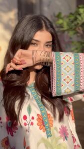 Actress Zainab Shabbir HD Photos and Wallpapers December 2024